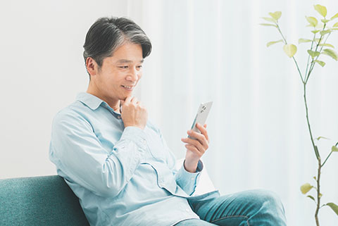 インターネットで運営会社を調べる土地オーナー