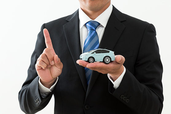 ポイントを押さえて保険を選ぶ駐車場経営者