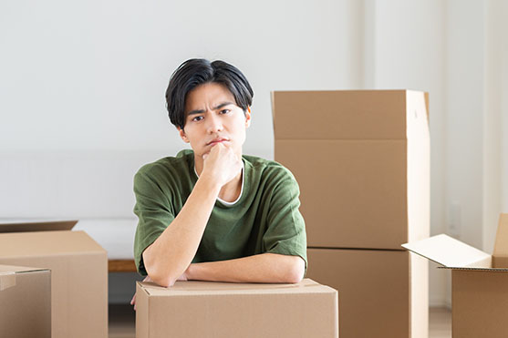 立ち退きの際の引越しで悩む人