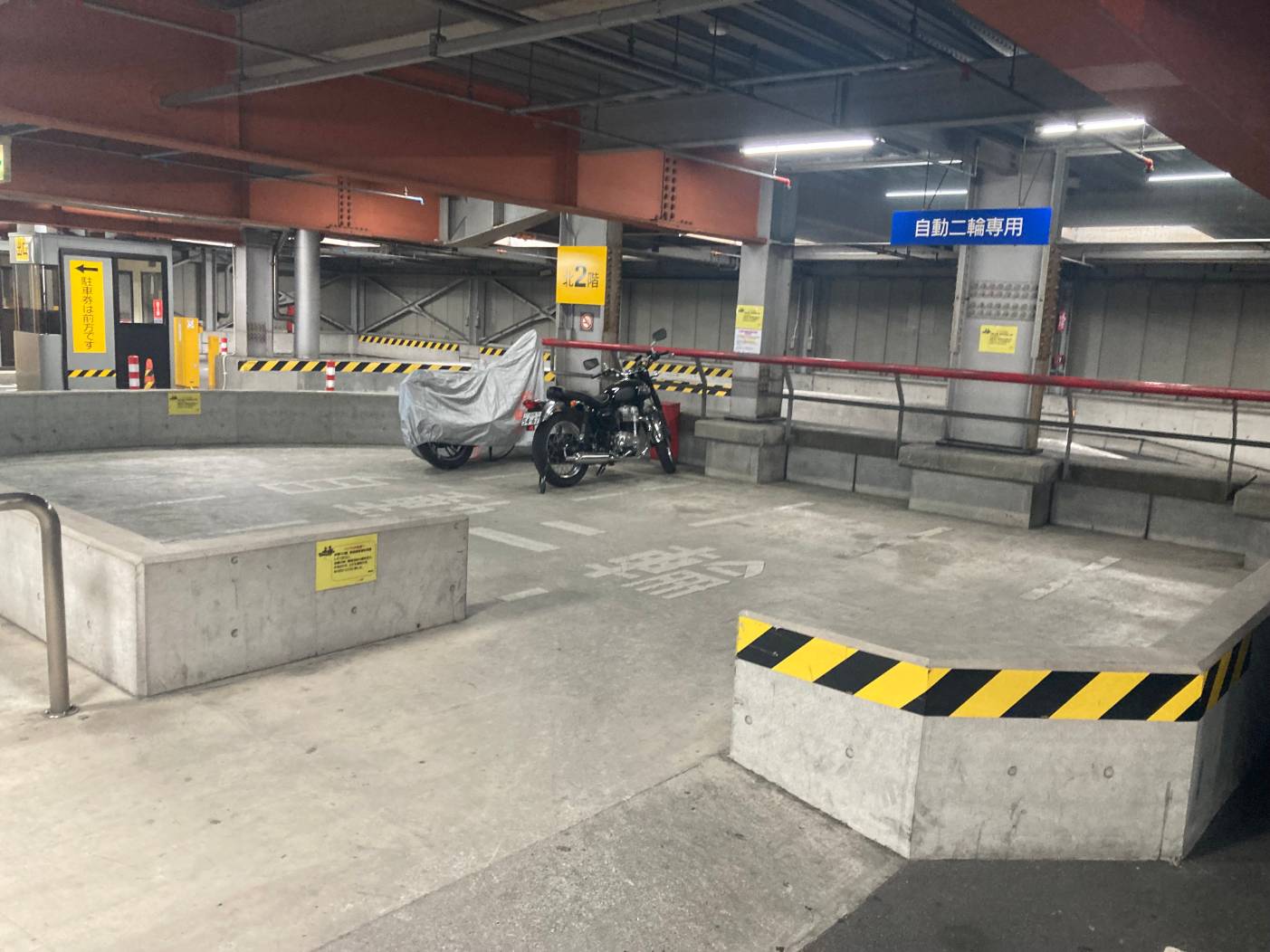 三井のリパーク 月極駐車場検索 / 西新駅前駐車場
